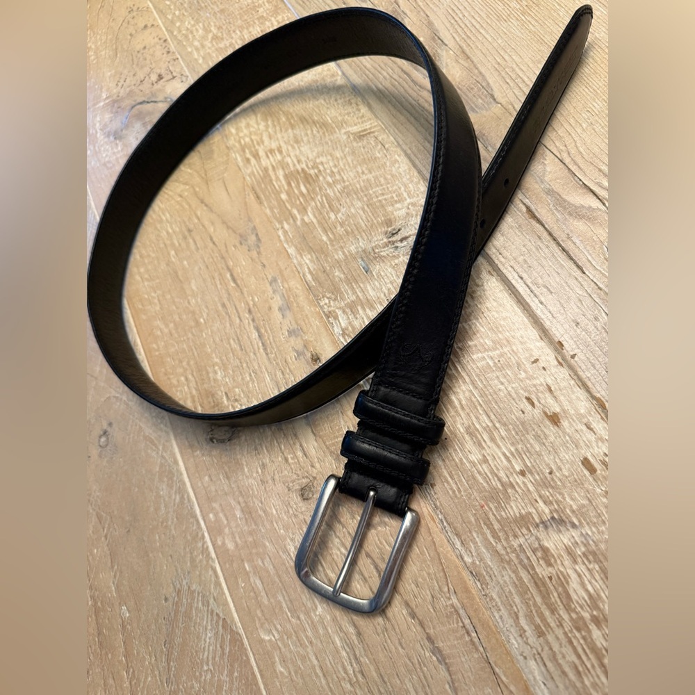 Realtree Black Leather Belt with Silver Buckle
